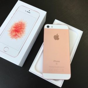 iPhone SE 64GB Roze / rose gold / nieuwstaat!