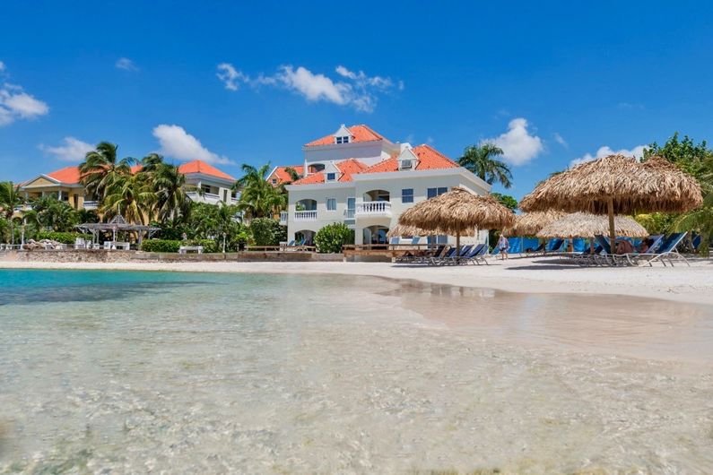 Avila Beach Hotel Curacao