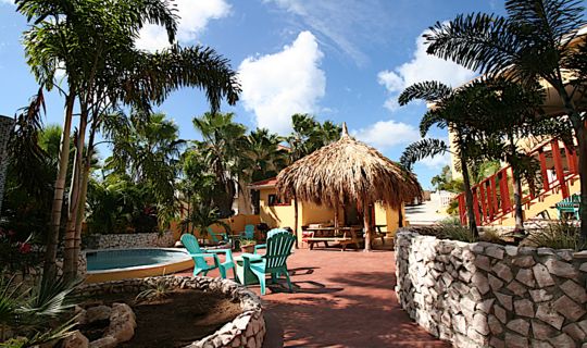 Mama Sha Apartments Curacao